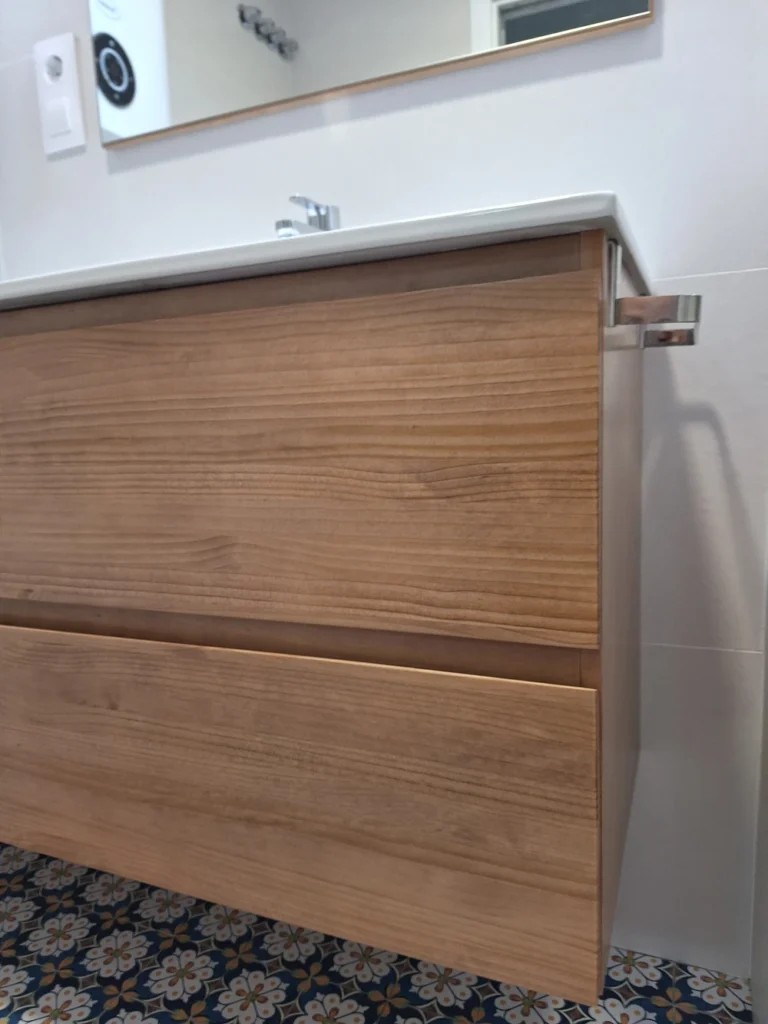 Mueble de baño madera maciza Iris